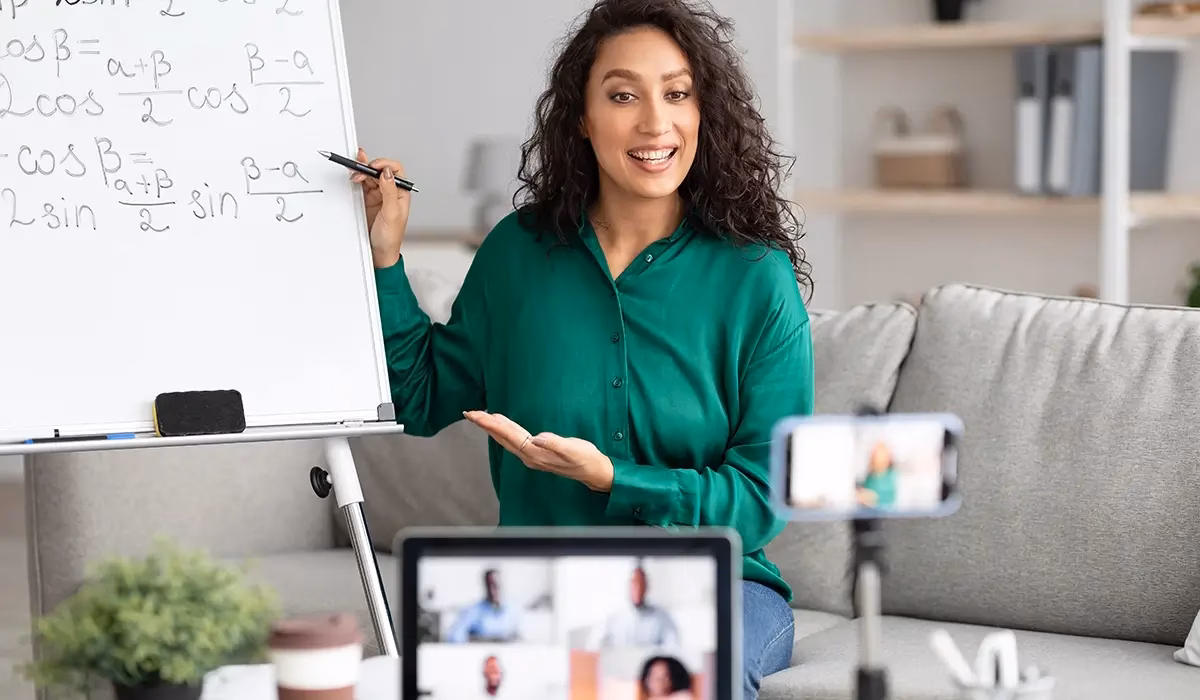 online course tutor_hyype_customer